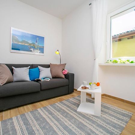 Nido Sui Tetti Di Riva Del Garda - Happy Rentals Exteriör bild