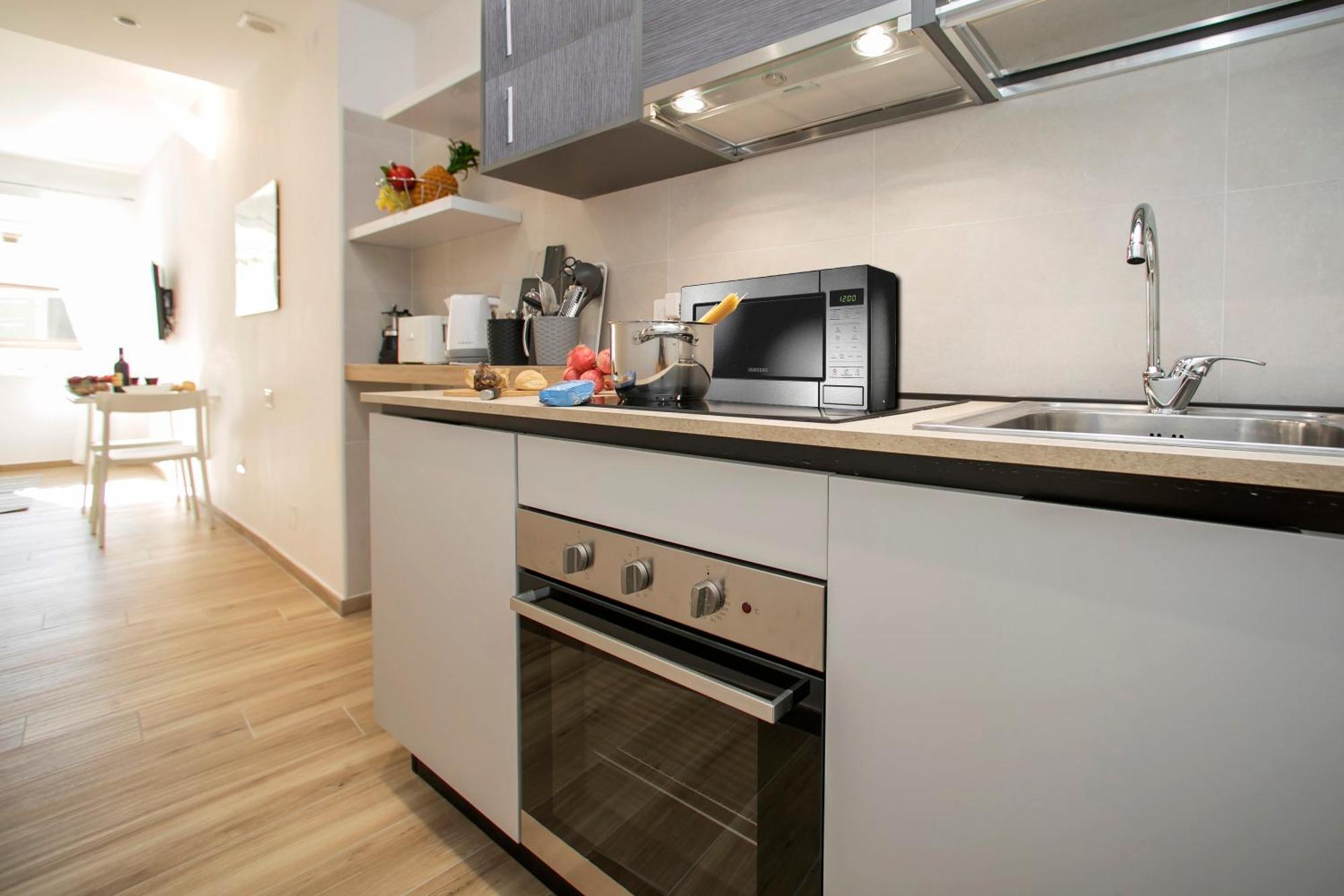 Nido Sui Tetti Di Riva Del Garda - Happy Rentals Exteriör bild